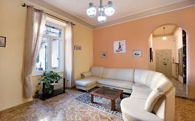 Casa Amira